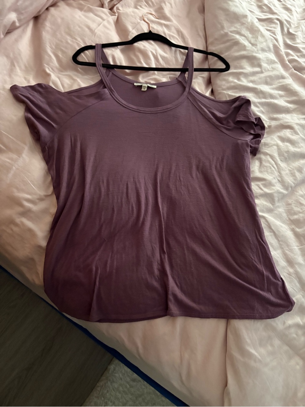 Express Dusty Purple Cold-Shoulder Tee